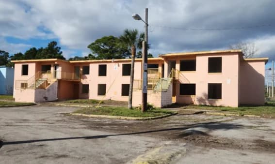 Deleon Avenue, Titusville, FL, 32780