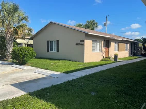 940 West 36th Street, West Palm Beach, FL, 33404