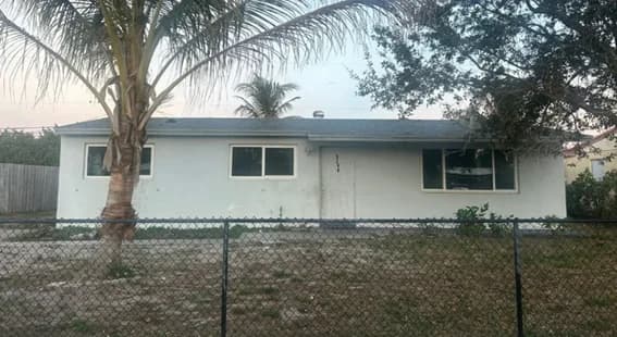 Bloomfield Drive, Riviera Beach, FL, 33410