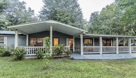 1927 East Sparkman Road, Plant City, FL, 33566