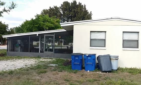 950 Lakeview Drive, North Fort Myers, FL, 33903