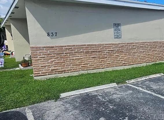 837 Northeast 17th Avenue, Fort Lauderdale, FL, 33304