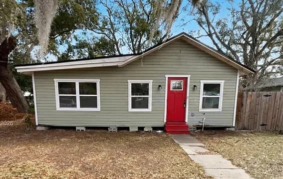 244 South Rhodes Street, Mount Dora, FL, 32757