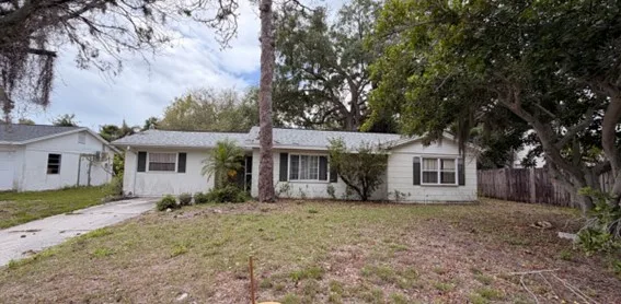 835 Poinsettia Avenue, Tarpon Springs, FL, 34689