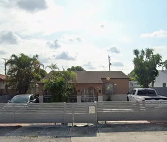 Pasco Jose De La Luz Y Caballero Court, Miami, FL, 33125