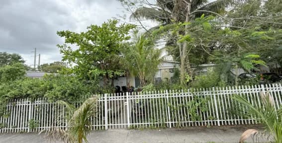 Southwest 30th Street, West Park, FL, 33023