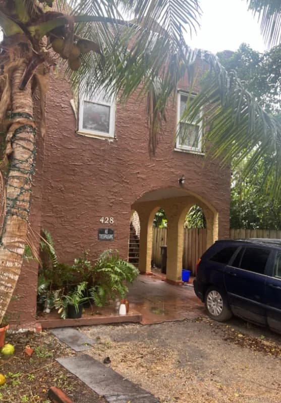 428 El Prado, West Palm Beach, FL, 33405