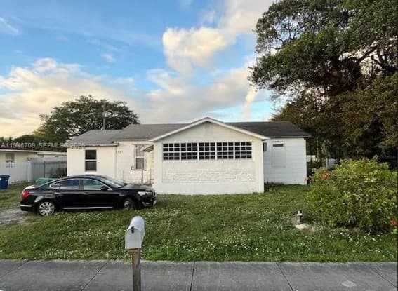 1129 Northwest 105th Street, Miami, FL, 33150