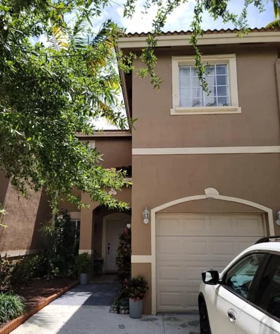 Southwest 214th Way, Miami, FL, 33189