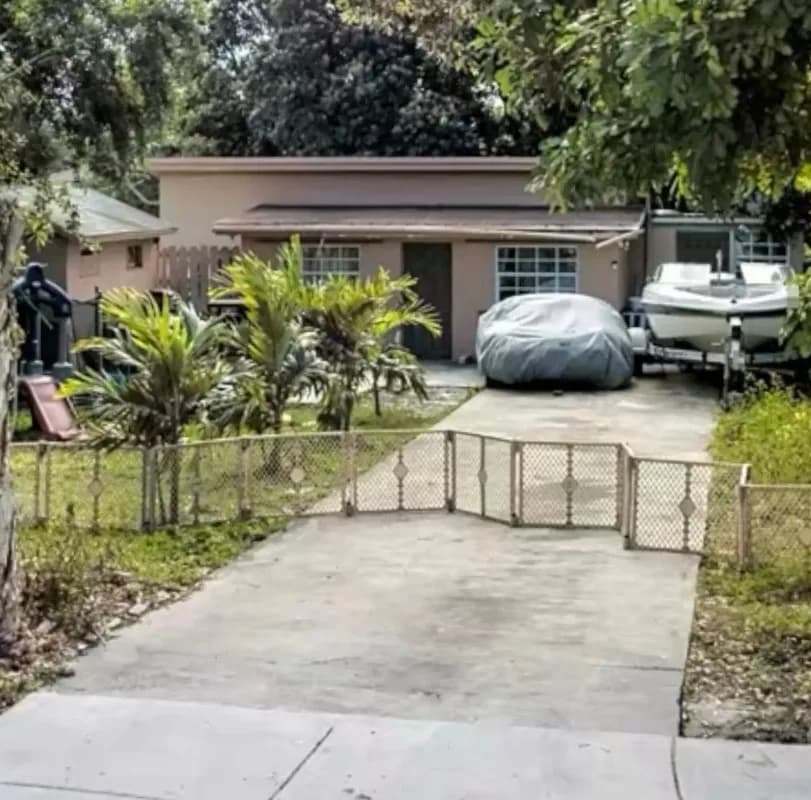 6034 Fillmore Street, Hollywood, FL, 33024