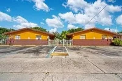 129 Southeast 5th Street, Hallandale Beach, FL, 33009