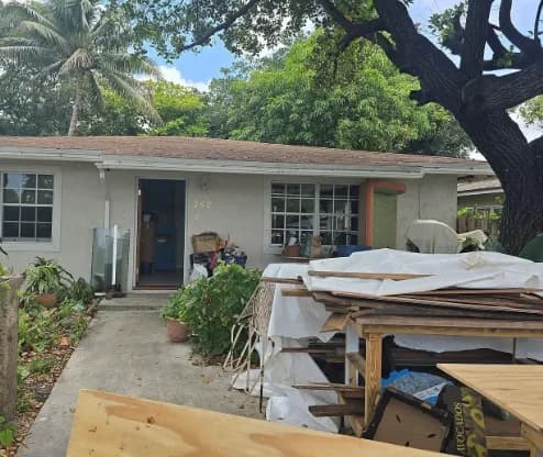 242 Northwest 7th Avenue, Dania Beach, FL, 33004