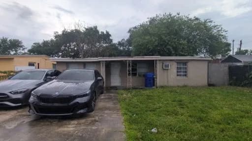 5820 Mayo Street, Hollywood, FL, 33023