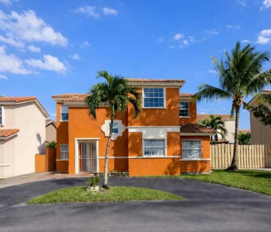 1045 Northwest 126th Place, Miami, FL, 33182