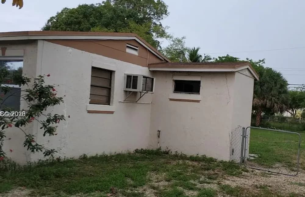 2400 Northwest 13th Court, Fort Lauderdale, FL, 33311