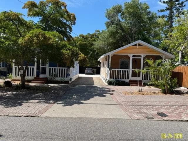 1868 Laurel Street, Sarasota, FL, 34236