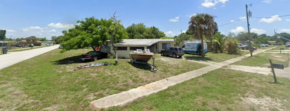 950 Lakeview Drive, North Fort Myers, FL, 33903