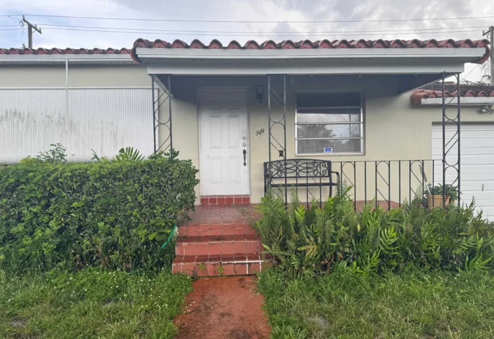 West 60th Street, Hialeah, FL, 33012