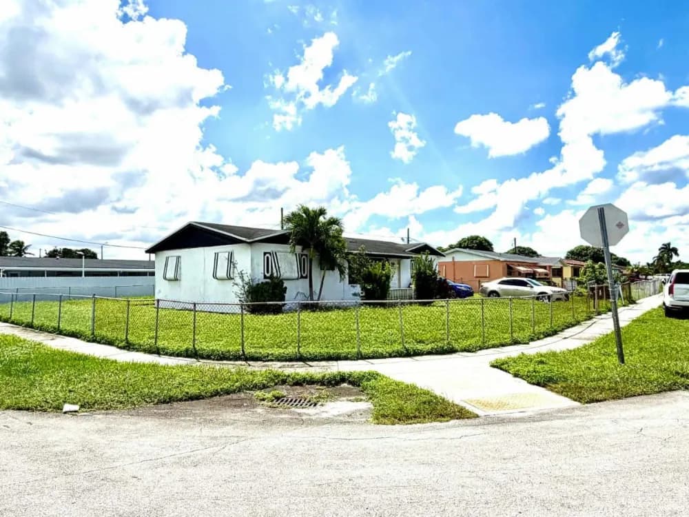 2760 Northwest 212th Terrace, Miami Gardens, FL, 33056
