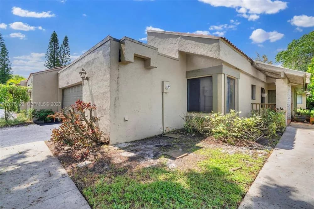 16871 Patio Village Court, Weston, FL, 33326