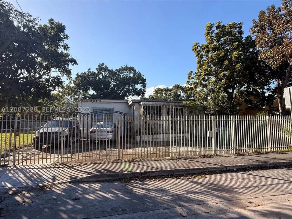 2834 Northwest 11th Avenue, Miami, FL, 33127