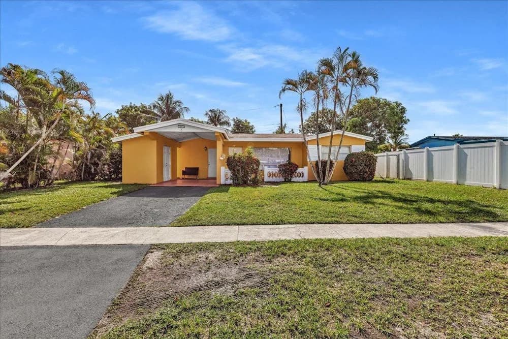 3560 Northwest 34th Way, Lauderdale Lakes, FL, 33309