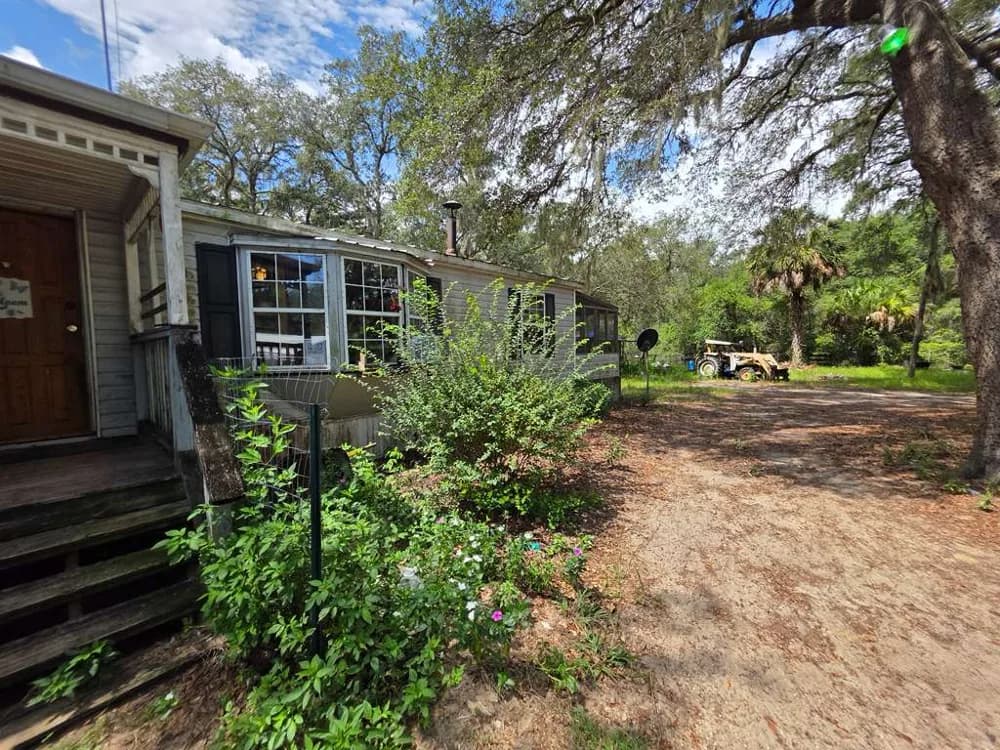 Southeast 119 Street, Silver Springs Shores East, FL, 32179