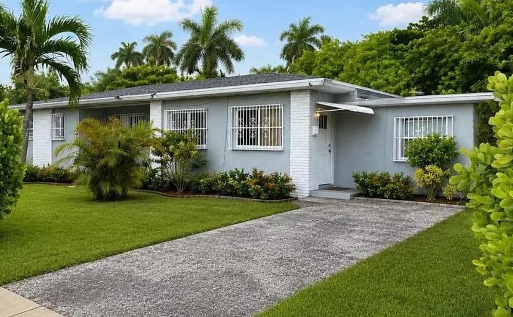North Bayshore Drive, Miami, FL, 33138