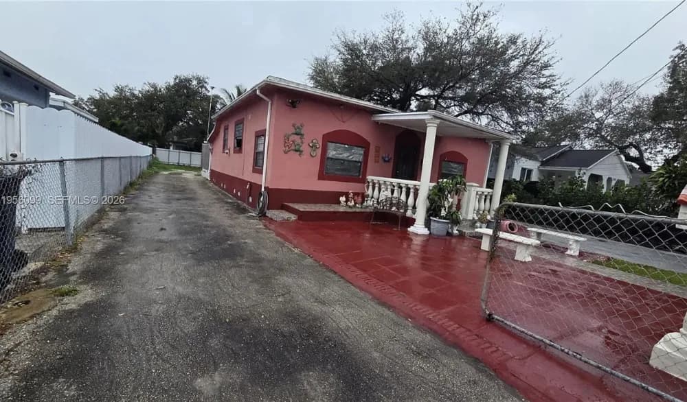 2764 Northwest 31st Street, Miami, FL, 33142